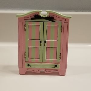 Closet picture frame